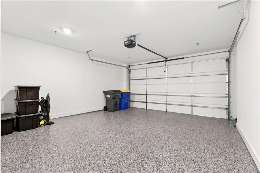 Spacious, unfurnished interior of a new home in , Atlanta (Image 24).