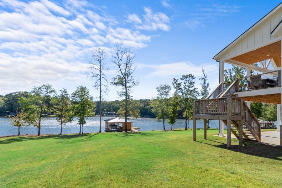 Exterior details and patio area of a home in , Monticello (Image 21).