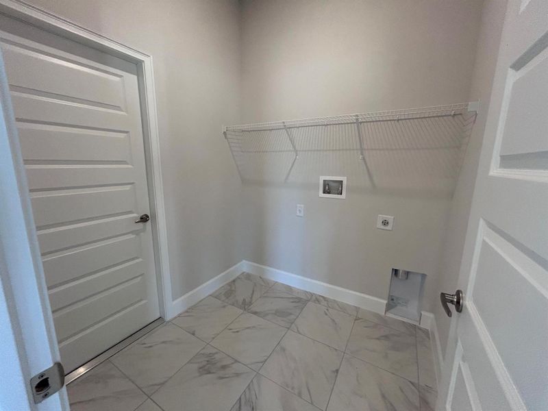 Spacious, unfurnished interior of a new home in Waterstone 72, Fort Pierce (Image 14). Spacious, unfurnished interior of a new home in Waterstone 72, Fort Pierce (Image 14).