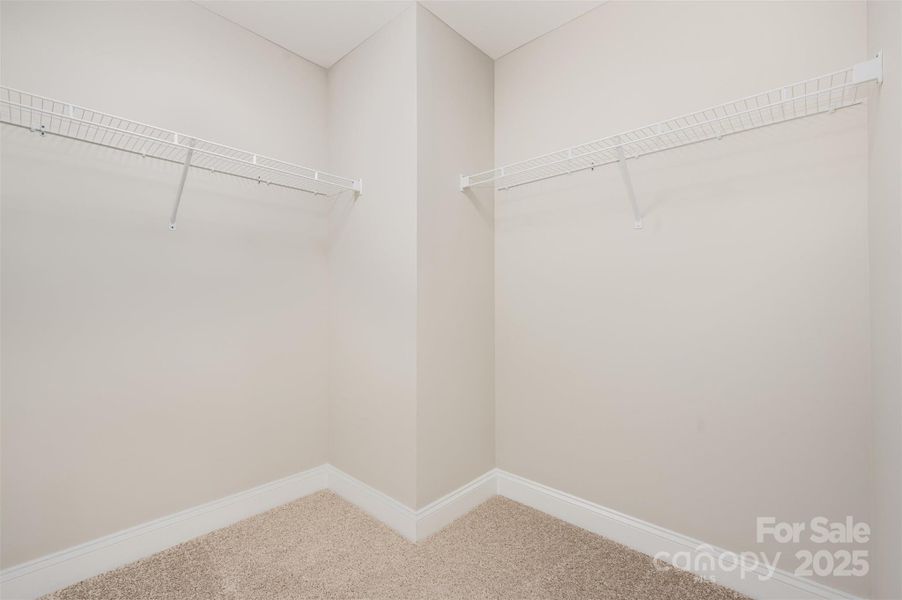 Image 18 of a home in .