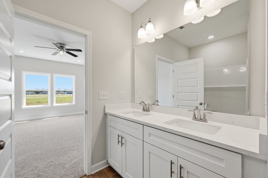 Furnished interior view inside a new home in McCarthy Estates, Defuniak Springs (Image 5).