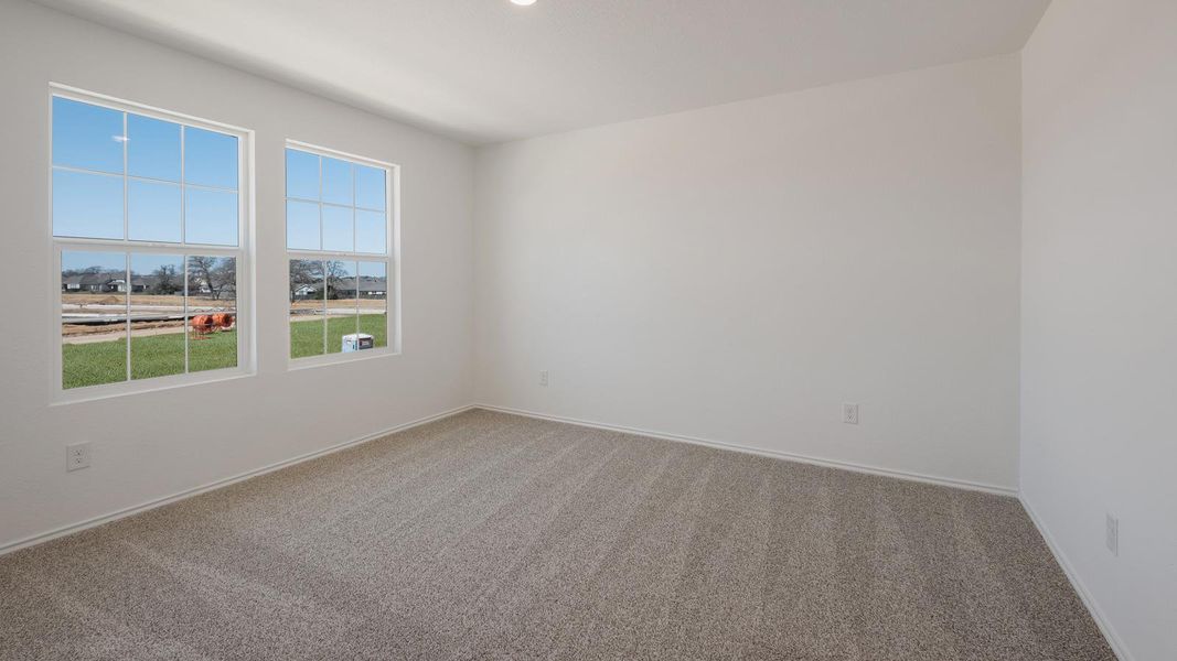Spacious, unfurnished interior of a new home in Valverde, Bastrop (Image 14).