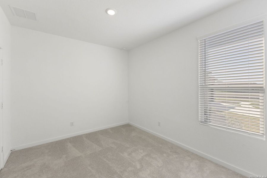 Spacious, unfurnished interior of a new home in Grace Valley, Marion (Image 25).