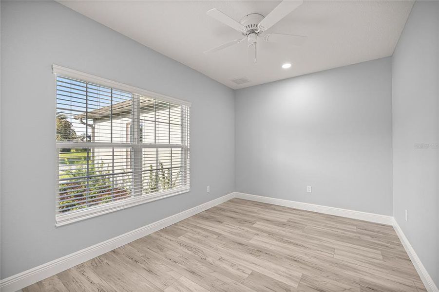 Spacious, unfurnished interior of a new home in , Ocala (Image 20).
