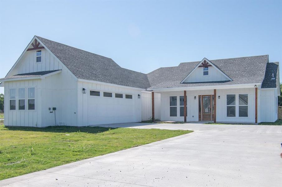 Image 10 of a home in .