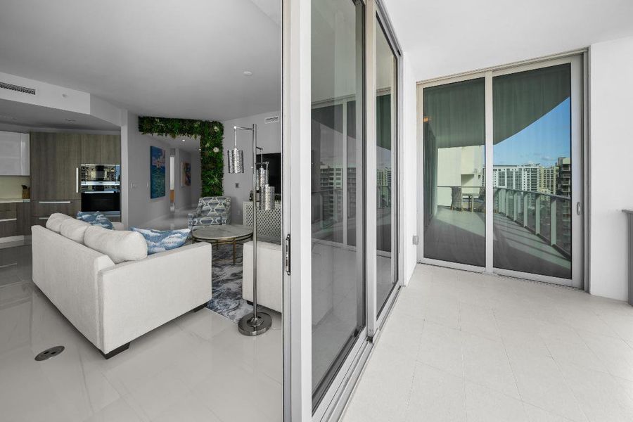 29DB6992-0B78-42B9-A6BA-E15C7D2E444A