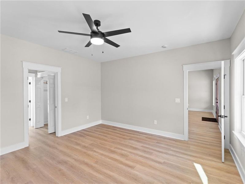 Spacious, unfurnished interior of a new home in , Douglasville (Image 25).