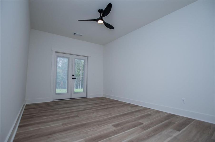 Spacious, unfurnished interior of a new home in , Newnan (Image 43).