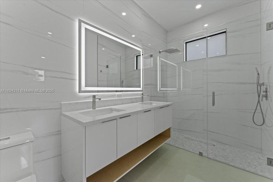 Furnished interior view inside a new home in , Lehigh Acres (Image 4).