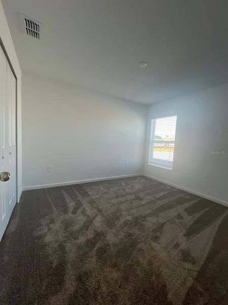 Spacious, unfurnished interior of a new home in Astonia: Estate Collection, Davenport (Image 7).