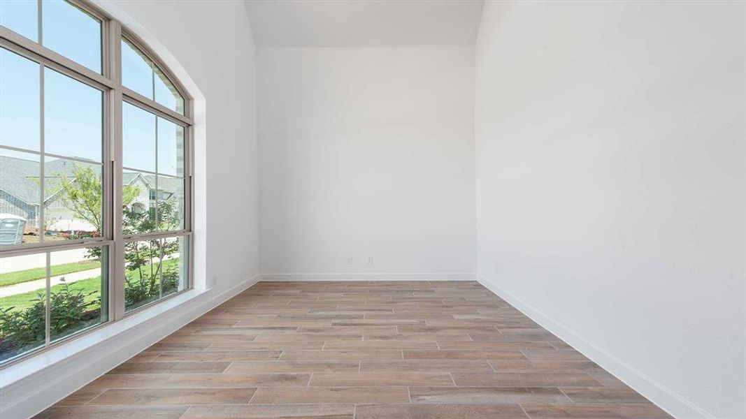 Spacious, unfurnished interior of a new home in North Sky 55', Celina (Image 26).