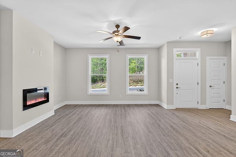 Spacious, unfurnished interior of a new home in The Park at Gainesville Township, Gainesville (Image 10).