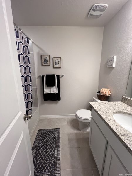 Furnished interior view inside a new home in Langdon, San Antonio (Image 9).