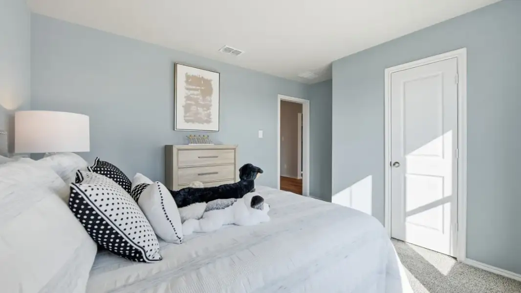 Furnished interior view inside a new home in Dry Creek, Bridgeport (Image 26).