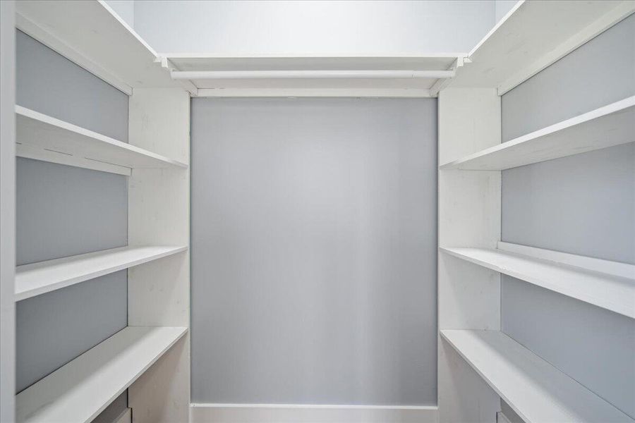 Close-up of interior finishes inside a home in , North Charleston (Image 20).