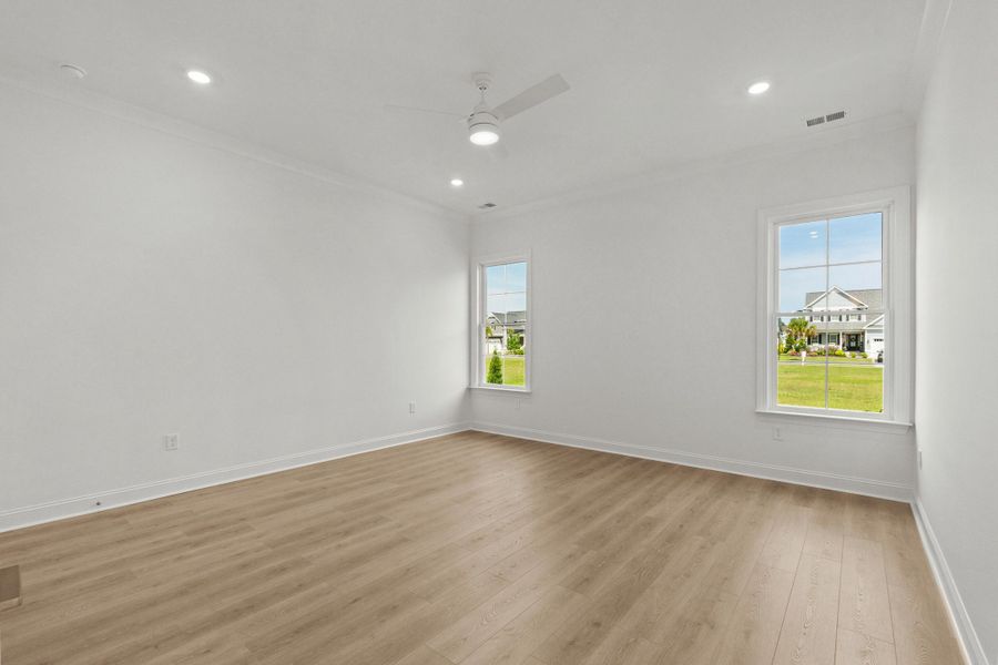 Spacious, unfurnished interior of a new home in , Moncks Corner (Image 19).