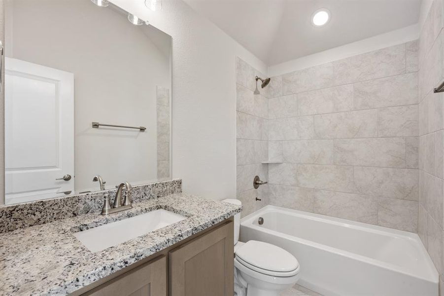 Furnished interior view inside a new home in Stone River Glen 50s, Royse City (Image 10). Furnished interior view inside a new home in Stone River Glen 50s, Royse City (Image 10).