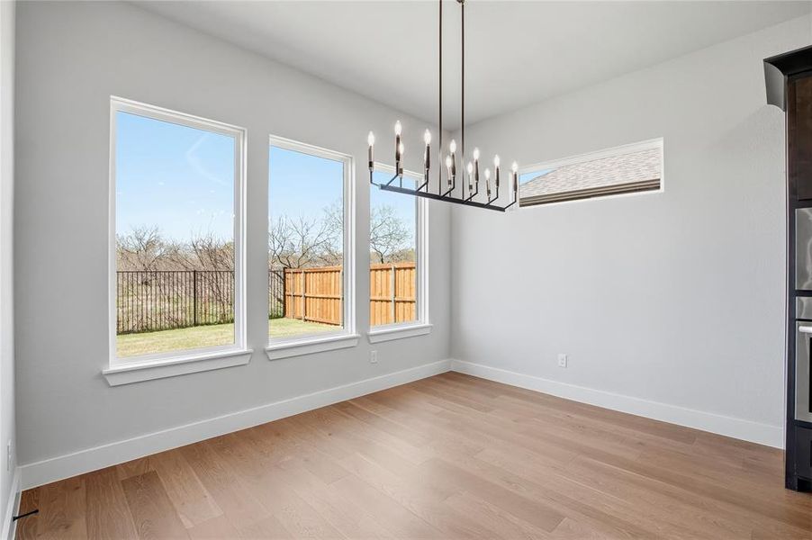Spacious, unfurnished interior of a new home in Pecan Grove, Burleson (Image 28).