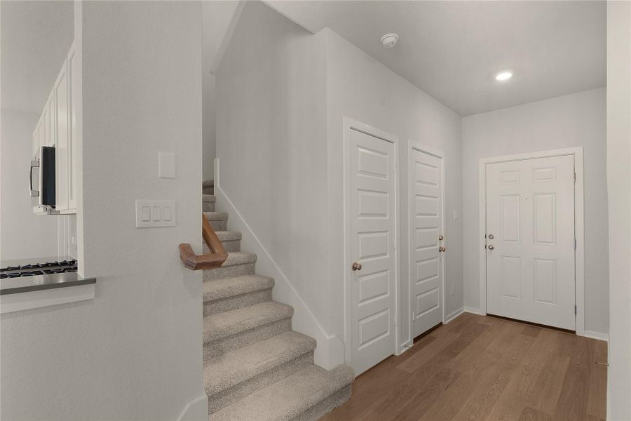 REPRESENTATIVE OF FLOOR PLAN ONLY REPRESENTATIVE OF FLOOR PLAN ONLY