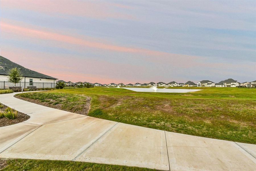 Natural landscape and outdoor views near Avalon at Friendswood in Friendswood (Image 48).