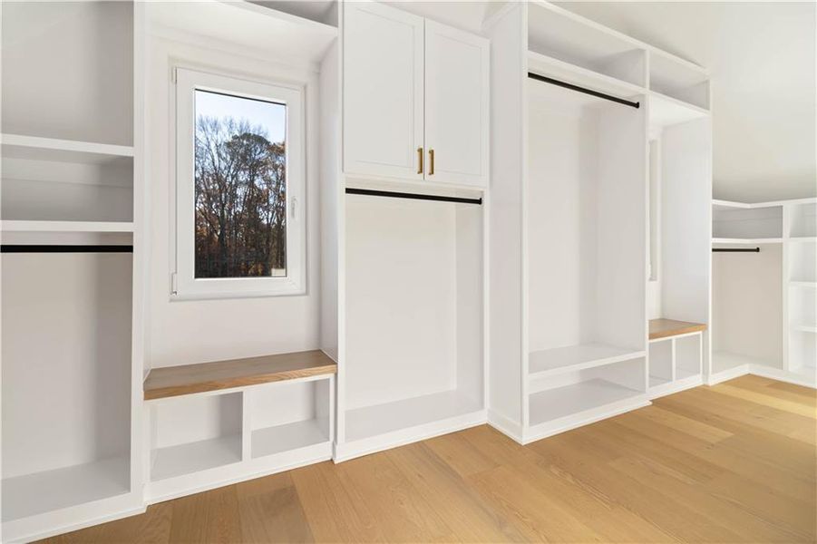 Spacious, unfurnished interior of a new home in , Lawrenceville (Image 25).