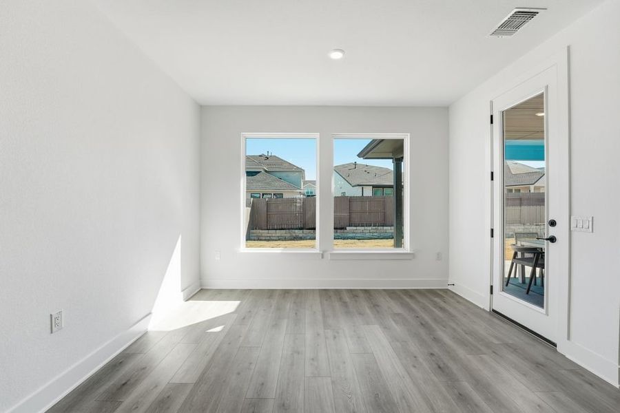 Spacious, unfurnished interior of a new home in Easton Park, Austin (Image 17). Spacious, unfurnished interior of a new home in Easton Park, Austin (Image 17).
