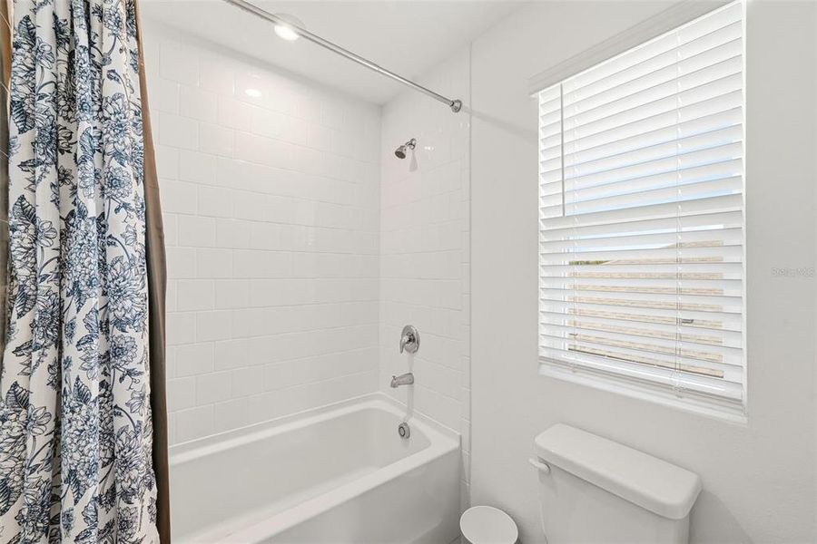 Furnished interior view inside a new home in Meadowlark Landing, Apopka (Image 52). Furnished interior view inside a new home in Meadowlark Landing, Apopka (Image 52).