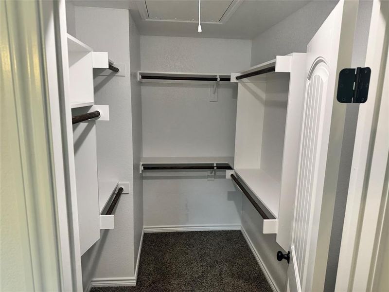 Image 5 of a home in Thomas Len Estates. Image 5 of a home in Thomas Len Estates.