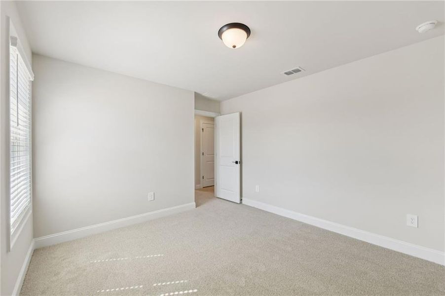 Spacious, unfurnished interior of a new home in River Pointe, Monroe (Image 50).