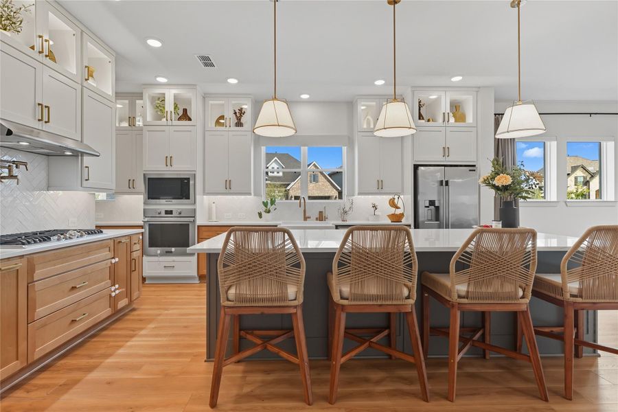 Spacious open concept kitchen. Spacious open concept kitchen.