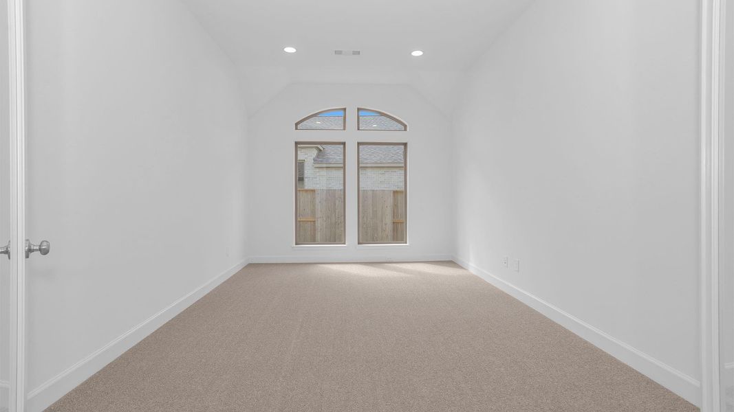 Spacious, unfurnished interior of a new home in Meridiana, Manvel (Image 11).