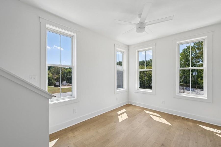 Spacious, unfurnished interior of a new home in , Atlanta (Image 20).