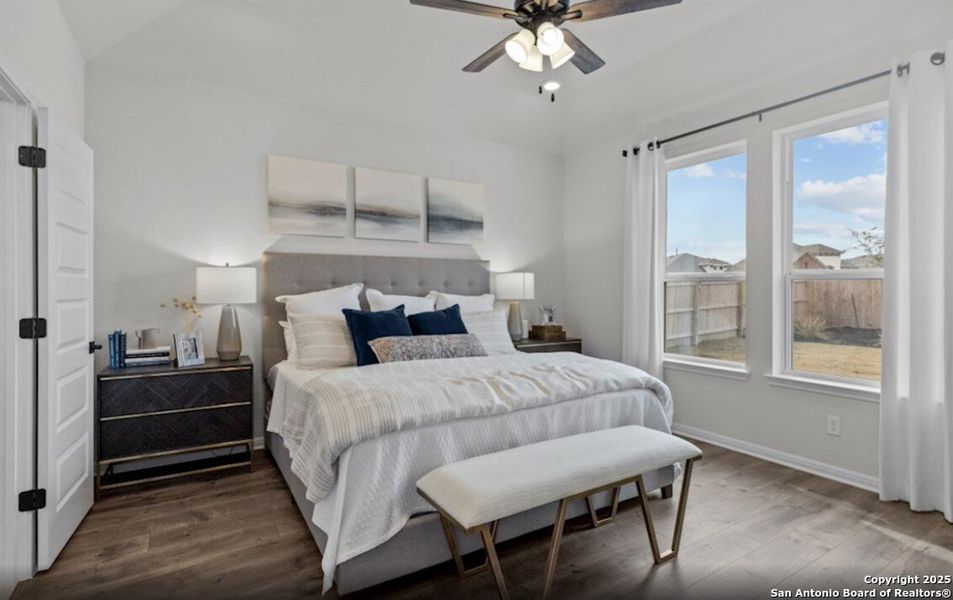 Furnished interior view inside a new home in Veranda: Premier, San Antonio (Image 5). Furnished interior view inside a new home in Veranda: Premier, San Antonio (Image 5).