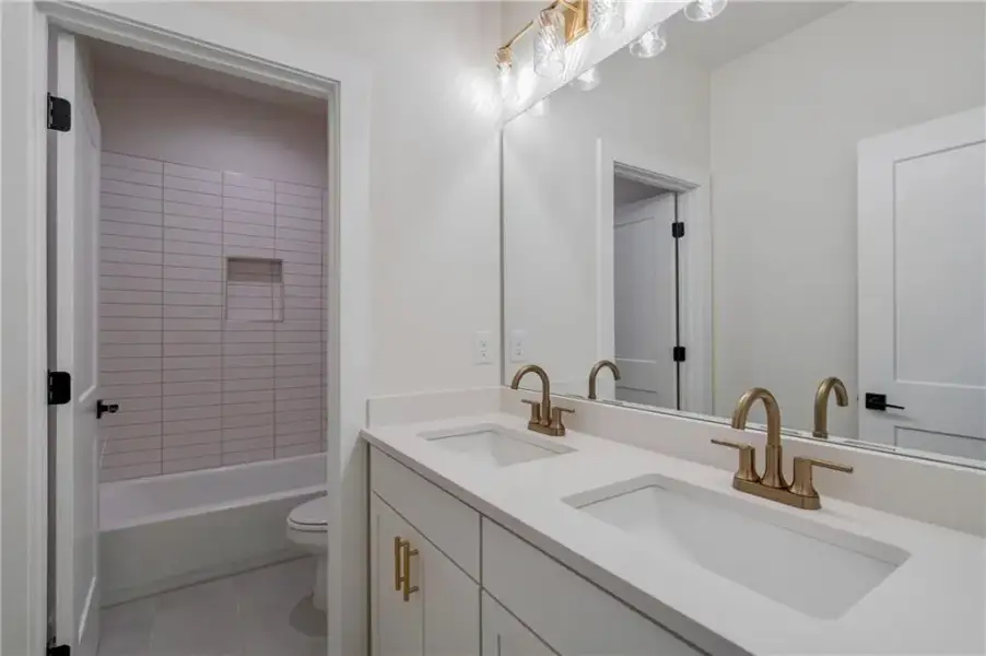 Furnished interior view inside a new home in , Atlanta (Image 43).