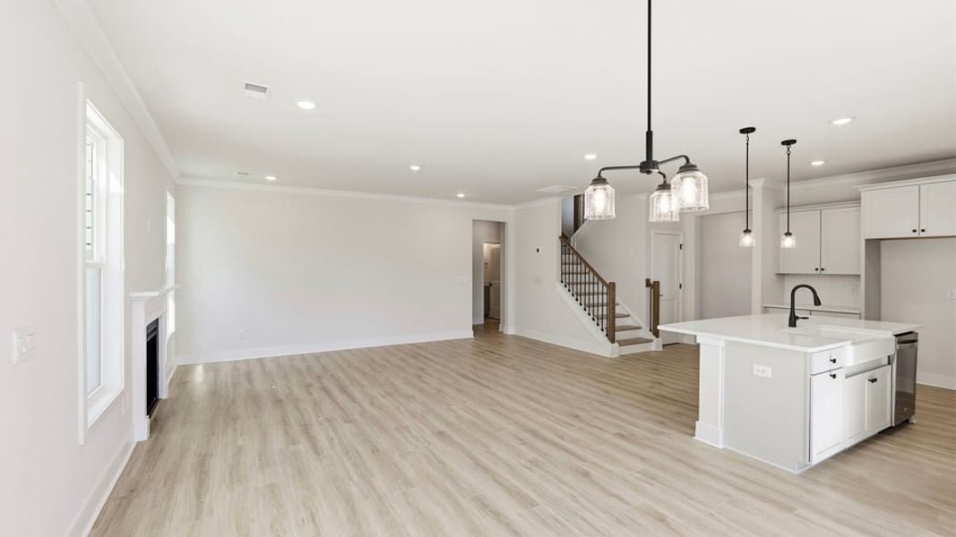 Spacious, unfurnished interior of a new home in Seven Oaks, Greenwood (Image 21).