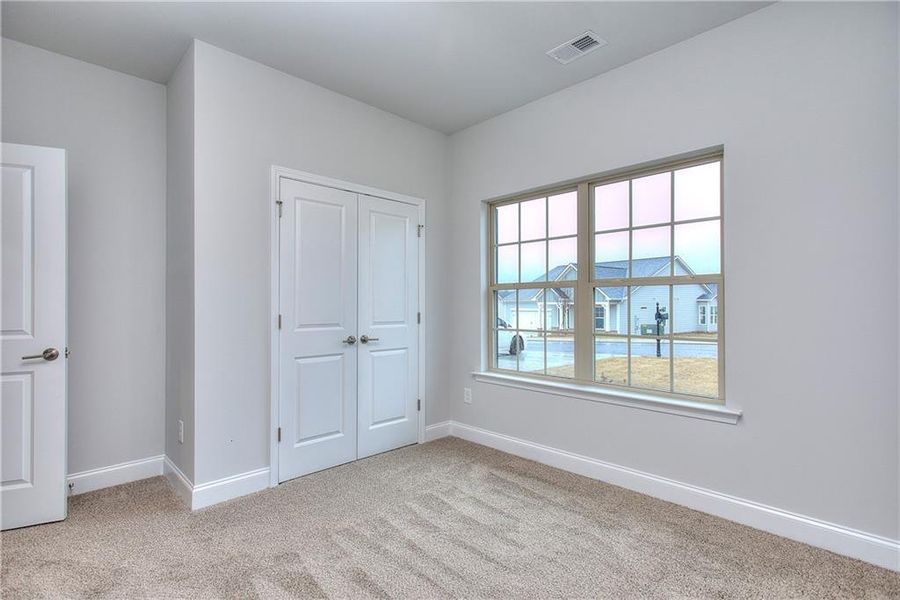 Spacious, unfurnished interior of a new home in , Homer (Image 19).