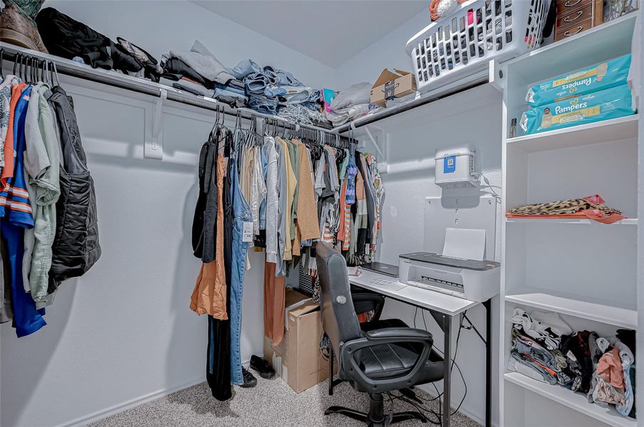 Image 48 of a home in Mill Creek.