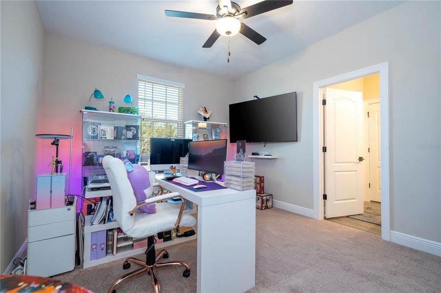 Furnished interior view inside a new home in , Kissimmee (Image 44).