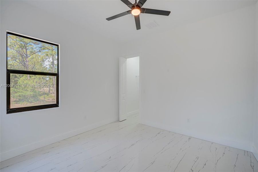 Spacious, unfurnished interior of a new home in , Lehigh Acres (Image 17).