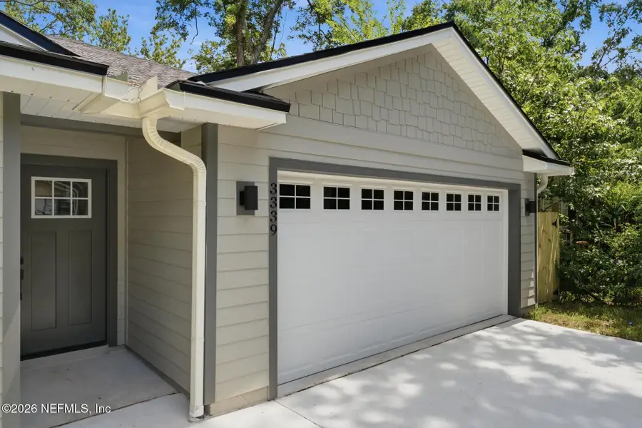 Exterior details and patio area of a home in , Jacksonville (Image 18).