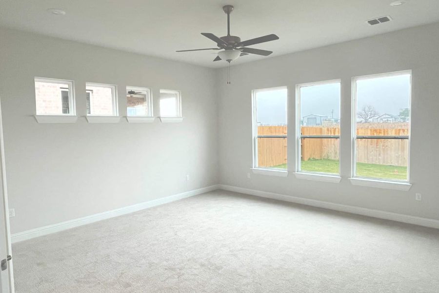 Spacious, unfurnished interior of a new home in Enclave At Cele, Pflugerville (Image 16).