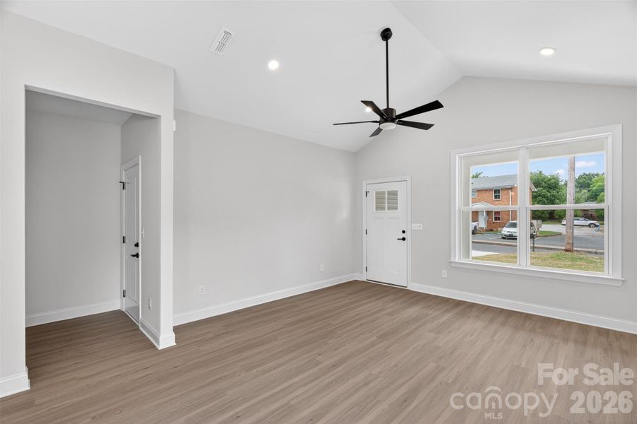 Spacious, unfurnished interior of a new home in , Monroe (Image 16).