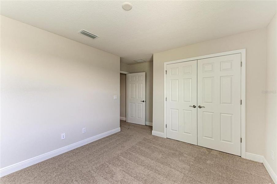 Spacious, unfurnished interior of a new home in Mirada, San Antonio (Image 28).