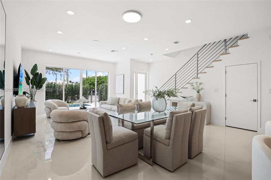 Furnished interior view inside a new home in , Fort Lauderdale (Image 29). Furnished interior view inside a new home in , Fort Lauderdale (Image 29).