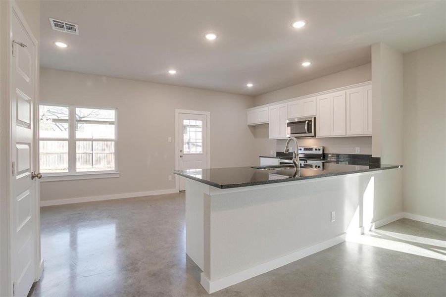 Furnished interior view inside a new home in , Itasca (Image 6). Furnished interior view inside a new home in , Itasca (Image 6).
