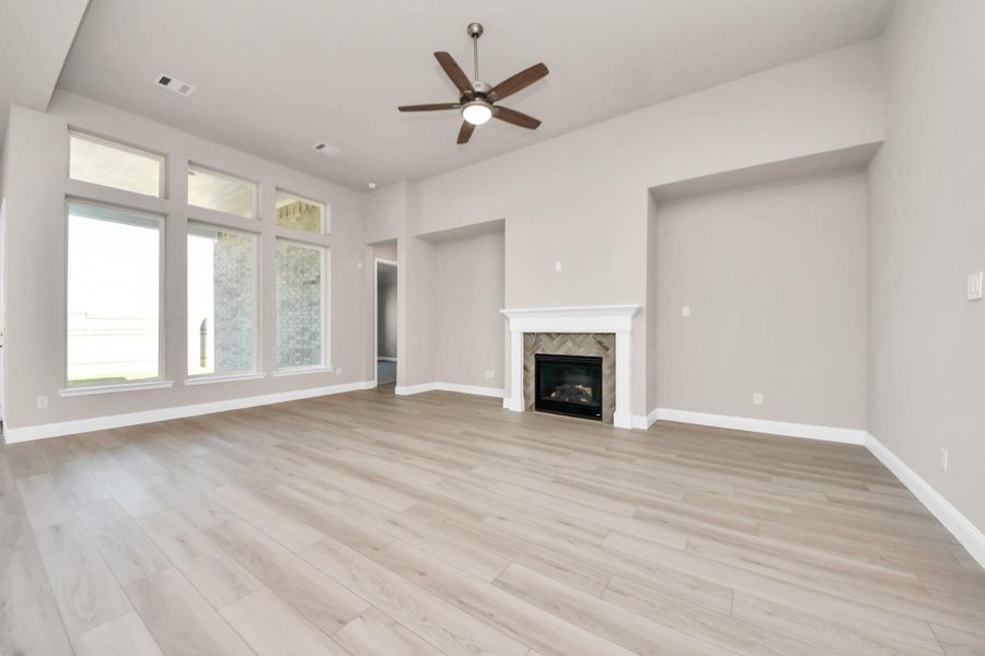 Spacious, unfurnished interior of a new home in Bridgeland: Heritage Collection, Cypress (Image 32). Spacious, unfurnished interior of a new home in Bridgeland: Heritage Collection, Cypress (Image 32).