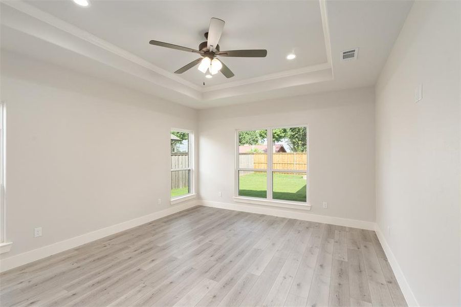 Spacious, unfurnished interior of a new home in , Mabank (Image 16). Spacious, unfurnished interior of a new home in , Mabank (Image 16).