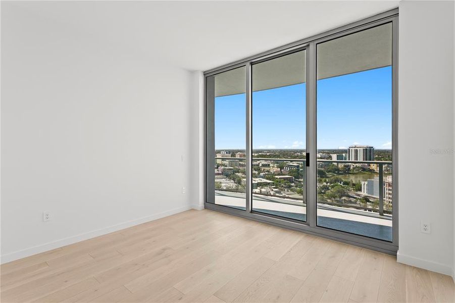 Spacious, unfurnished interior of a new home in , St. Petersburg (Image 36). Spacious, unfurnished interior of a new home in , St. Petersburg (Image 36).