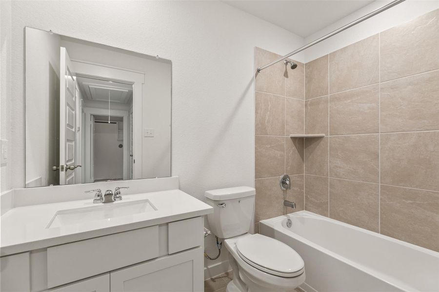 Furnished interior view inside a new home in Colony at Pinehurst, Pinehurst (Image 7).