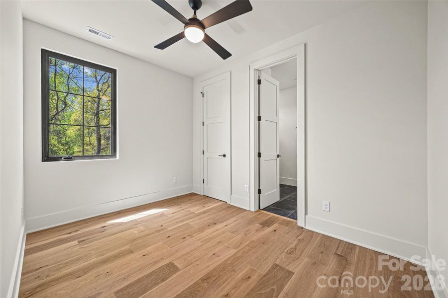 Spacious, unfurnished interior of a new home in , Charlotte (Image 23).